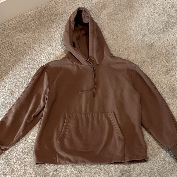 Athleta Tops - Athleta sweatshirt